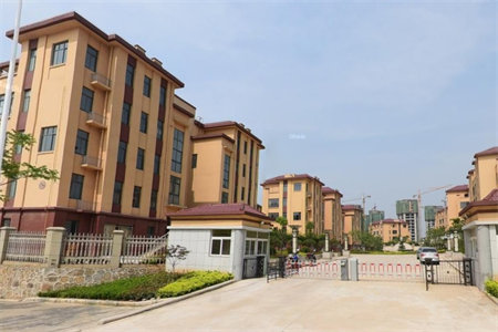 西郊教师公寓3室1厅1卫76㎡带附房